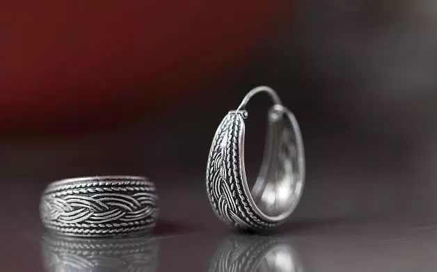 怎样辨别白银的真假 (怎样分辨白银的真假)