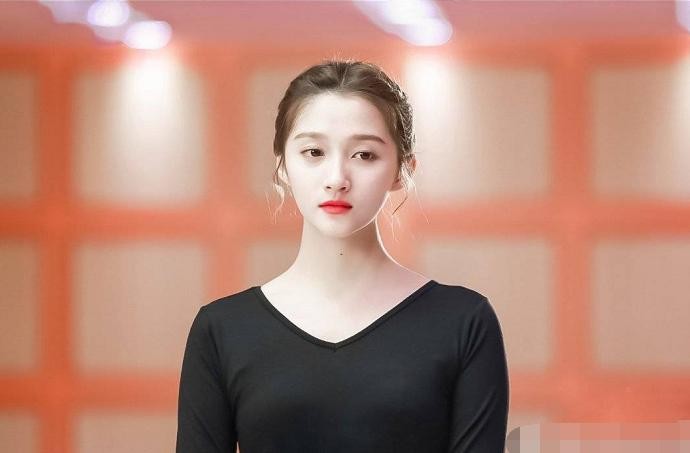 京圈格格关晓彤近况,京圈格格关晓彤马思纯