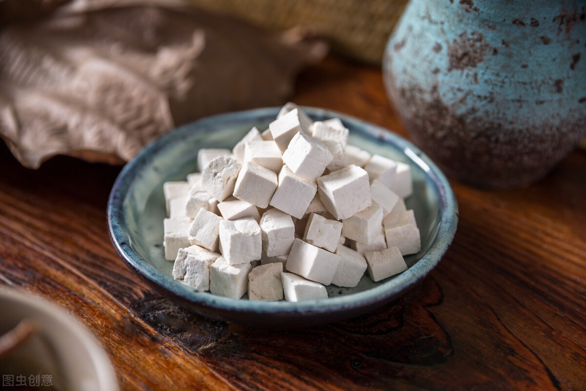 皮肤长肉疙瘩、脂肪瘤？4味中药，一消一补，标本兼顾