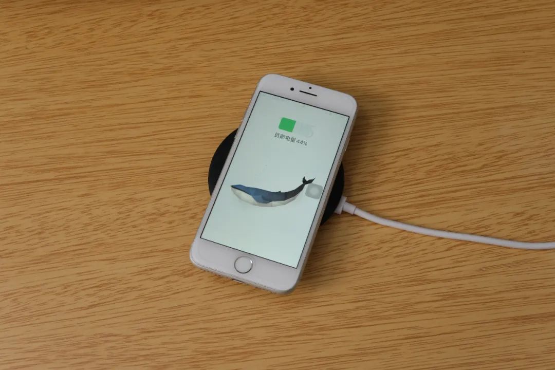 iphone8和iphonexr哪一个好用,iphone8和iphonexr哪个出得早