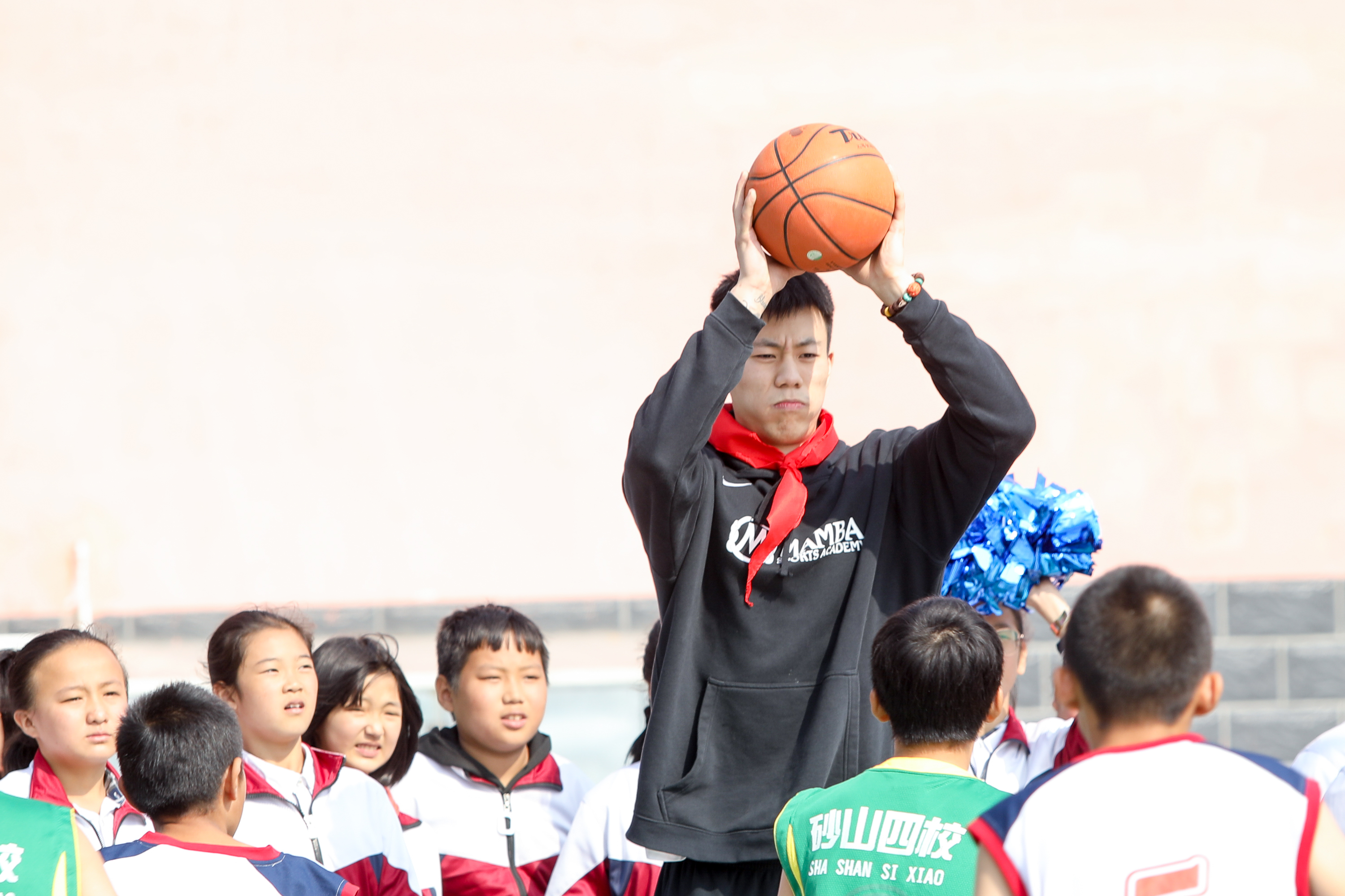 辽篮球员进校园活动,辽篮决赛回放郭艾伦