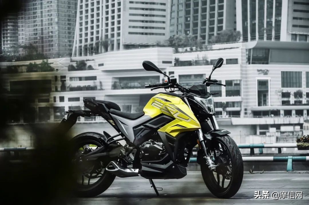 宗申250r跑车街车摩托车测评,宗申250r街车价格是多少