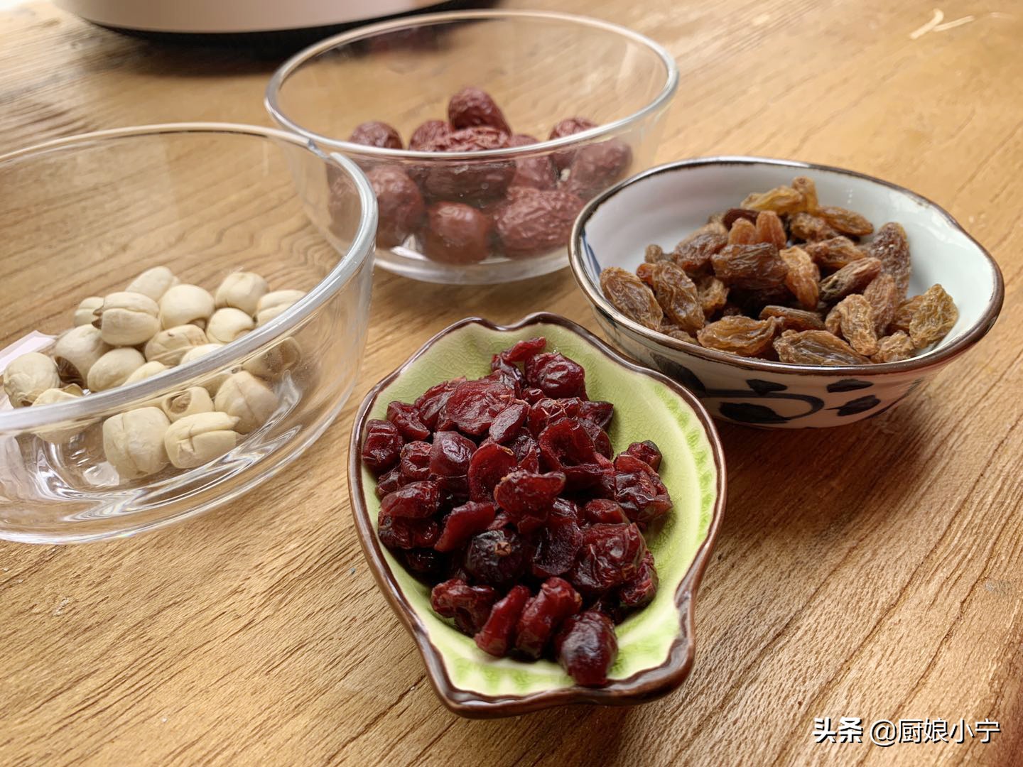 做糯米凉糕糯米与枣的比例是多少,糯米凉糕怎么做第二天不硬