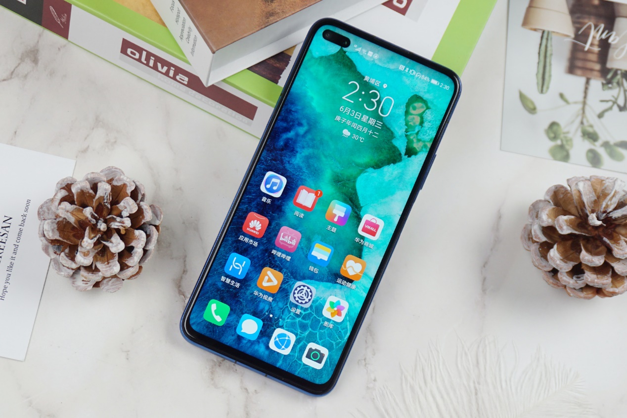 荣耀Play4 Pro评测：2899元的麒麟990，年轻人们觉得香不香？