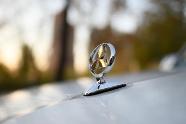 三菱帕杰罗v97二手车油耗价格,普拉多4000与帕杰罗v97油耗对比