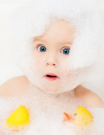 一脸聪明的样子,小孩从面相可以看出聪明吗