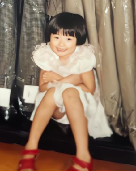 唐嫣晒女儿萌照罗晋评论,罗晋唐嫣互晒童年照