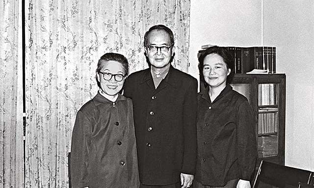 费孝通喜欢杨绛,杨绛怎么拒绝费孝通