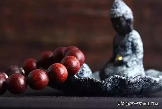 佛珠手串怎么盘玩好看,文玩手串盘玩方法