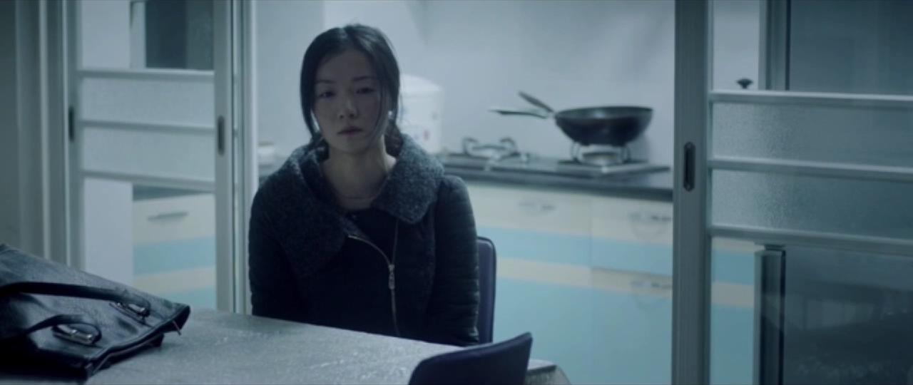 《下海》：90年代沦落巴黎街头的东北女人，放弃灵魂的求生者