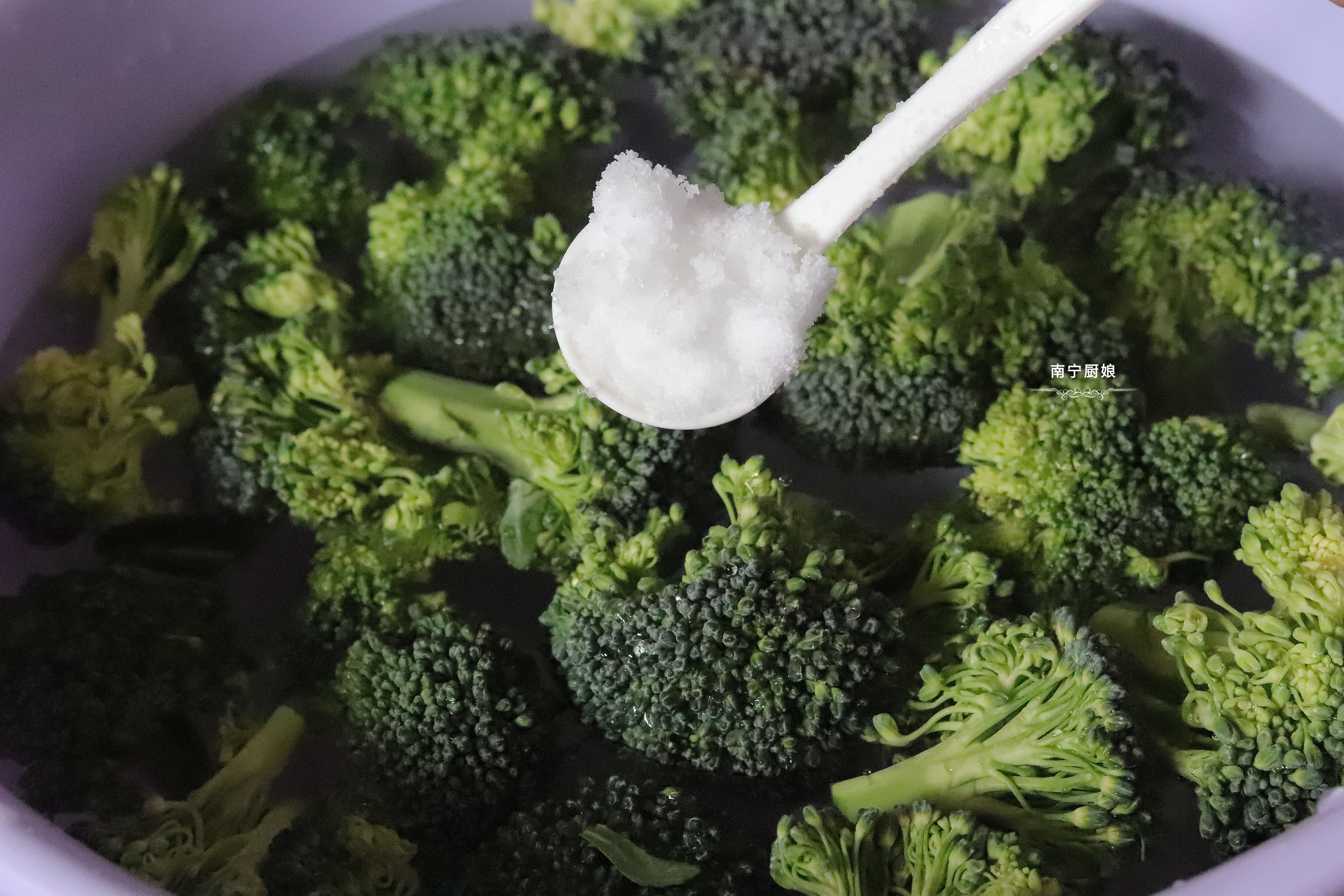 怎么清洗西兰花能去除农药和虫卵,西兰花怎么去除残留农药及虫子