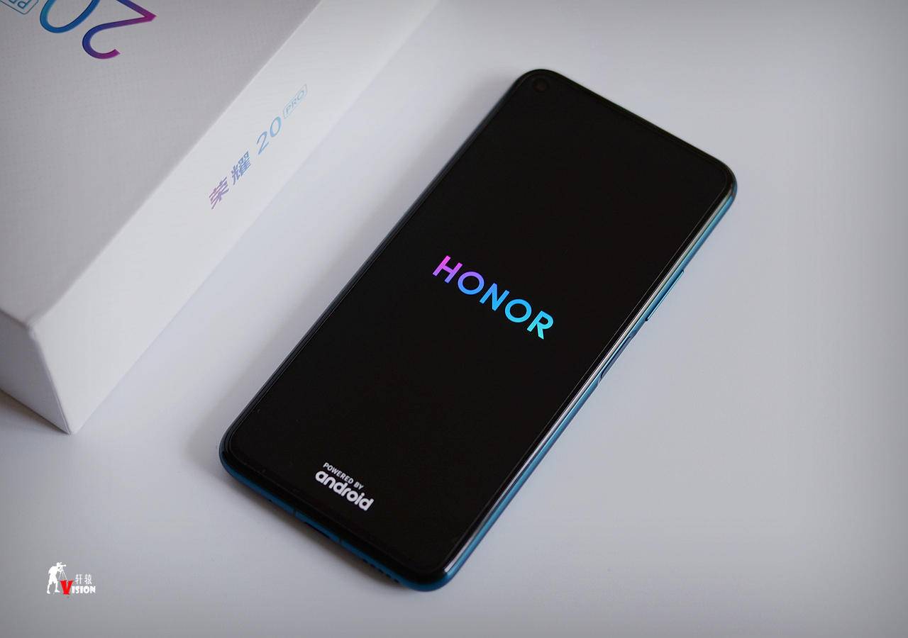 荣耀20pro评测视频,荣耀20与荣耀20pro深度评测