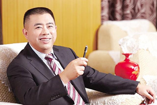 浙江省长打喷嚏绷断皮带,*镕基朱**大笑:你这个是报应