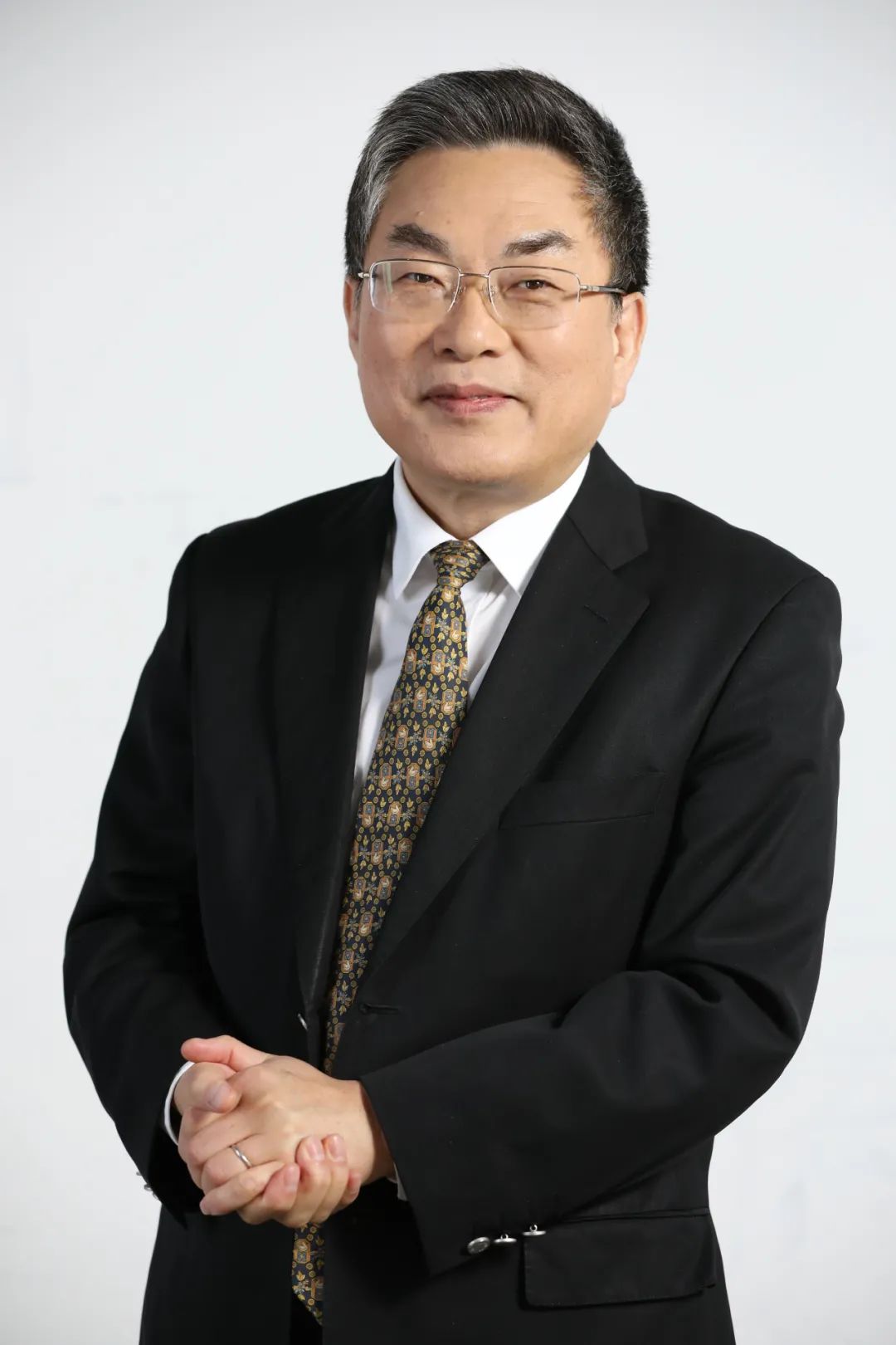 每4块月饼，就有1块是它出品，品牌价值超167亿元，这个随处可见的老字号出人意料