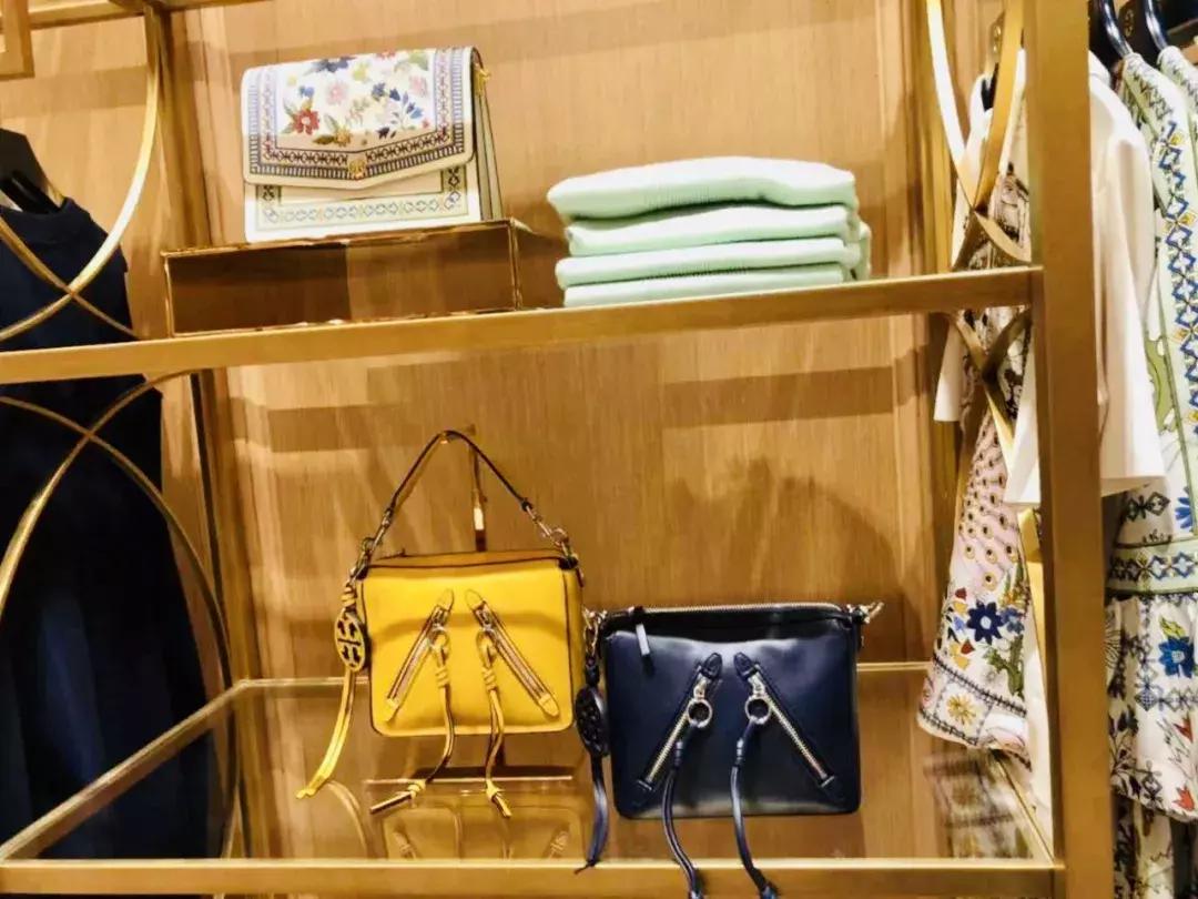 大牌最新款包包,大牌包包有折扣吗