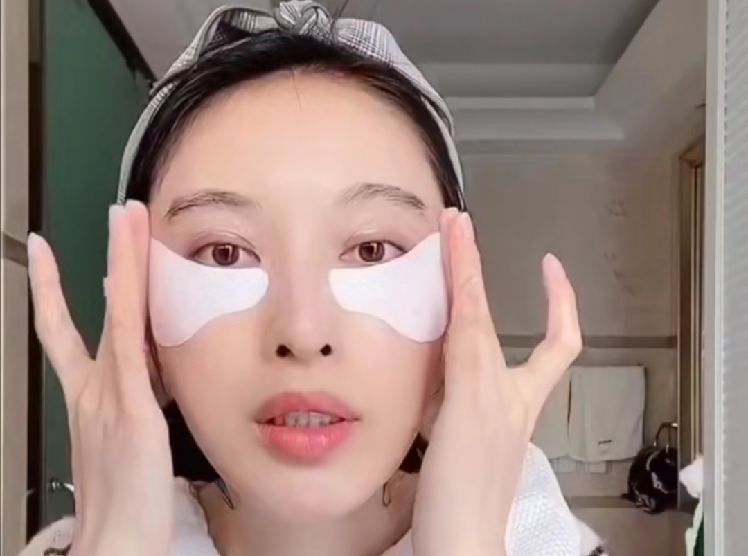 张俪美白同款,张俪带货精华水