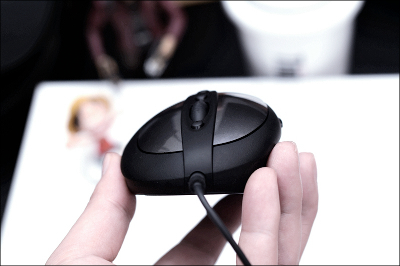 复刻年年有、今年特别多，罗技MX518时隔十多年又回来了