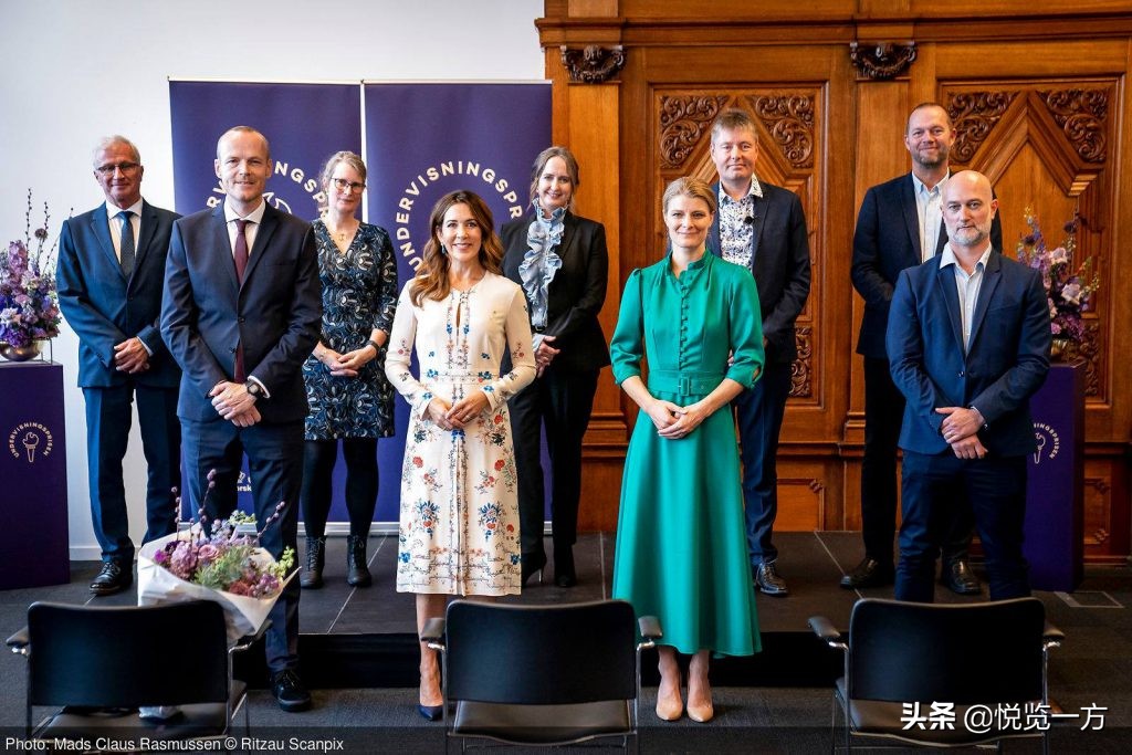 丹麦玛丽王妃穿搭图,丹麦玛格丽特女王穿搭