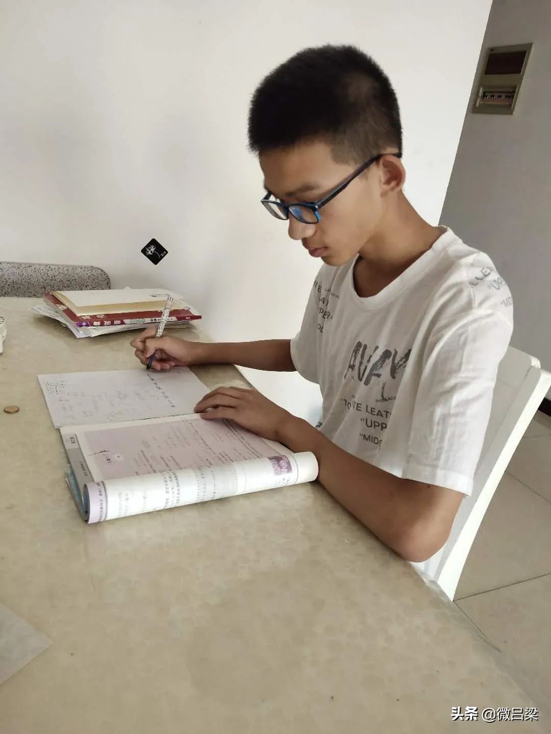 孝义各初中中考喜报