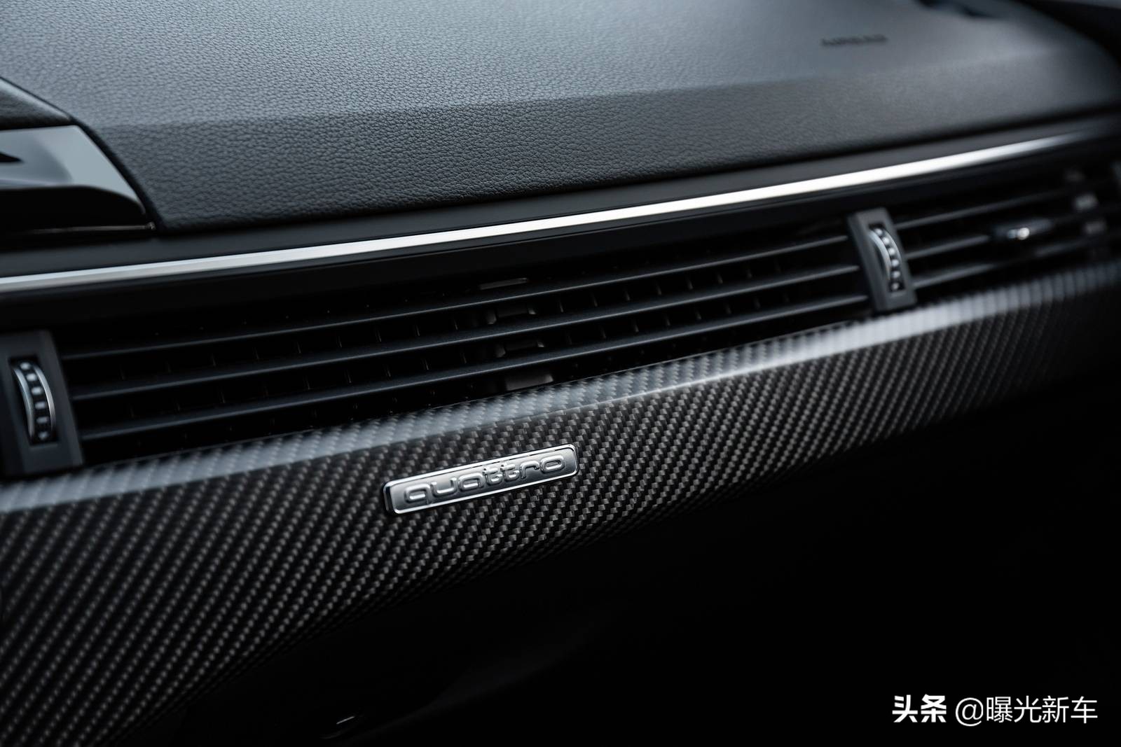 奥迪rs52022款报价,奥迪rs52022款国外价