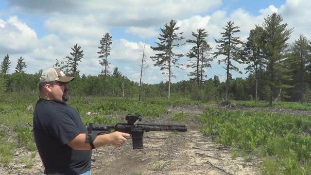 沙漠之鹰难道不是手枪吗,为什么沙漠之鹰是手枪之王