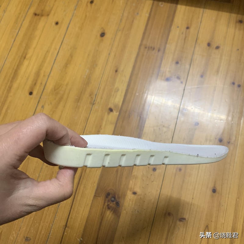 帆布鞋万斯匡威和回力,帆布鞋哪个好看性价比高