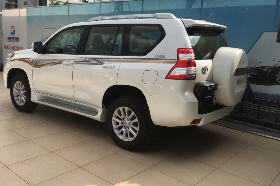 丰田霸道50万左右的车型,日本丰田霸道最新款多少钱