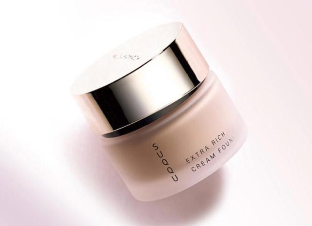 油皮适合什么粉底液比较好,油皮适合哪款粉底液