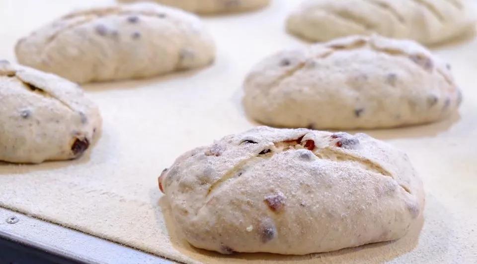 最近最火爆的面包店,老牌面包店探店