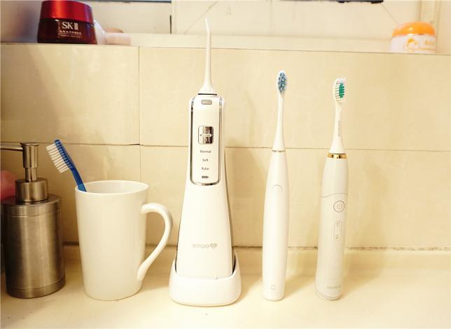 最好用的便携式水牙线,便携式家用口腔清洁电动水牙线