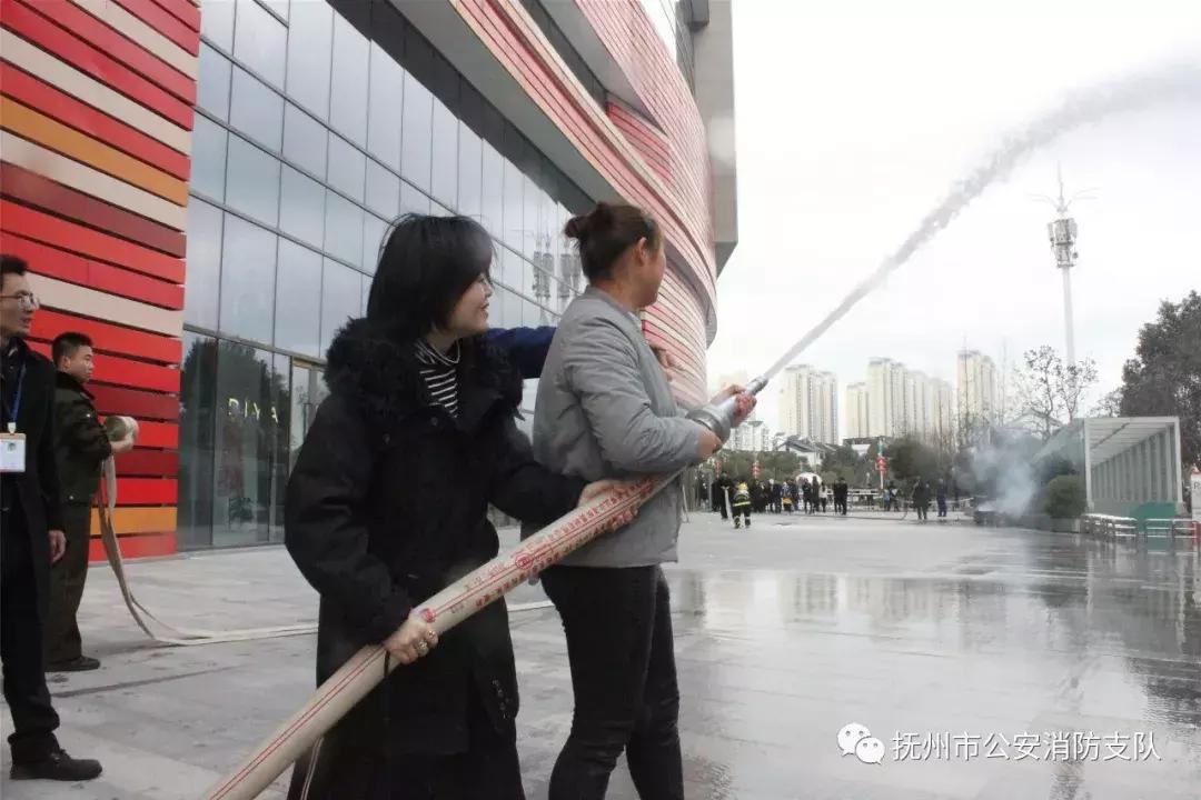 瑙佺伀涓嶆厡鎶墜灏辩伃,瑙佺伀涓嶆厡鎶墜灏辨墦瑙嗛