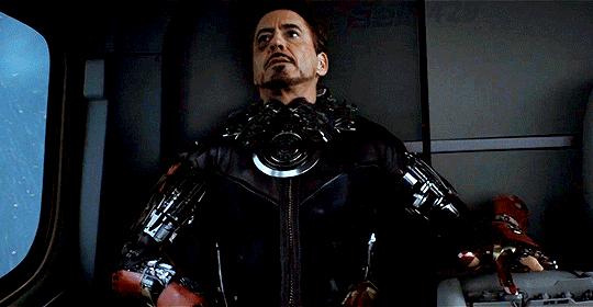 觉得钢铁侠穿戴很酷？CAT这款挖机代言的手表更牛