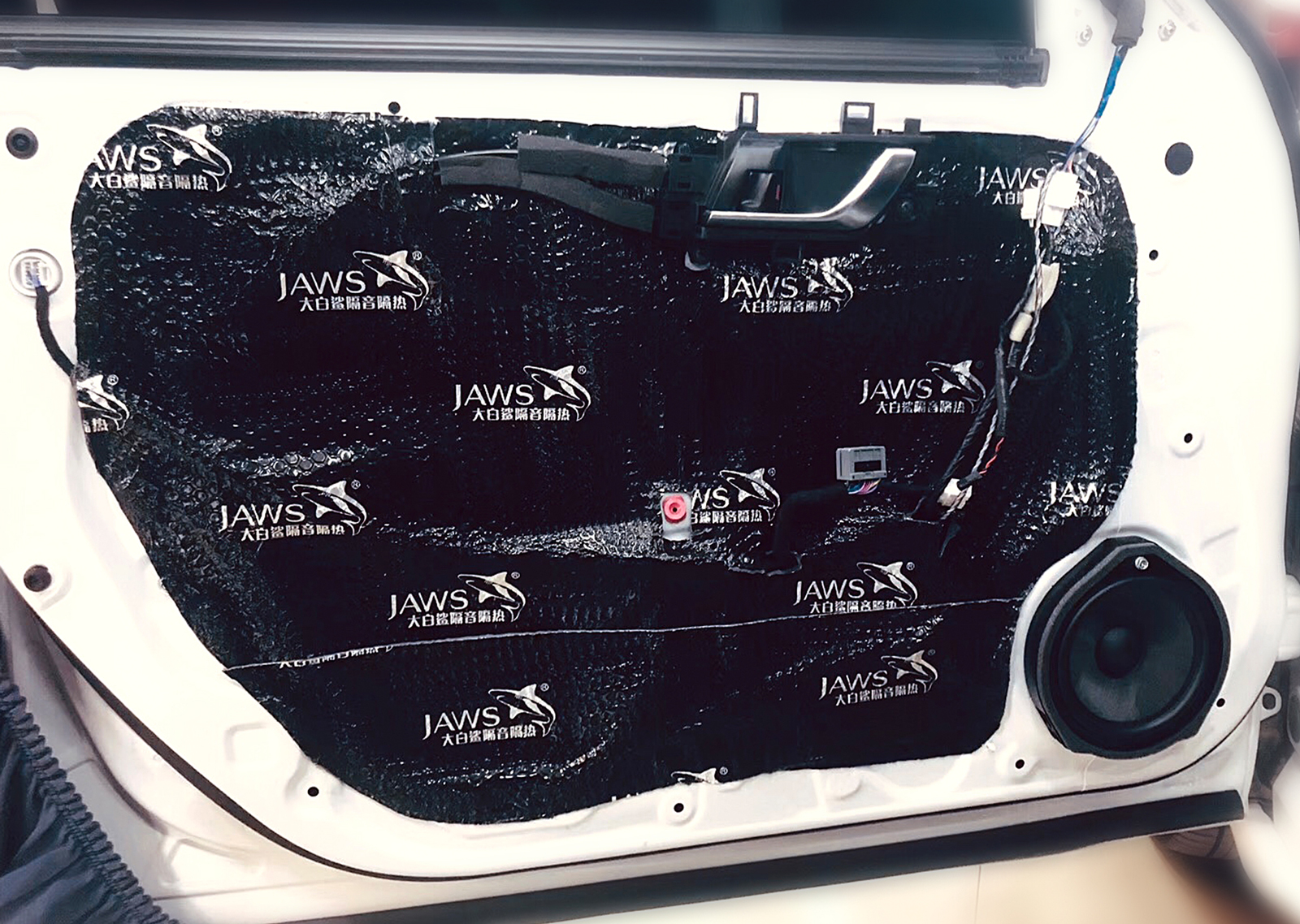 雅阁十代改装音响,十代雅阁改装音响嗡嗡响