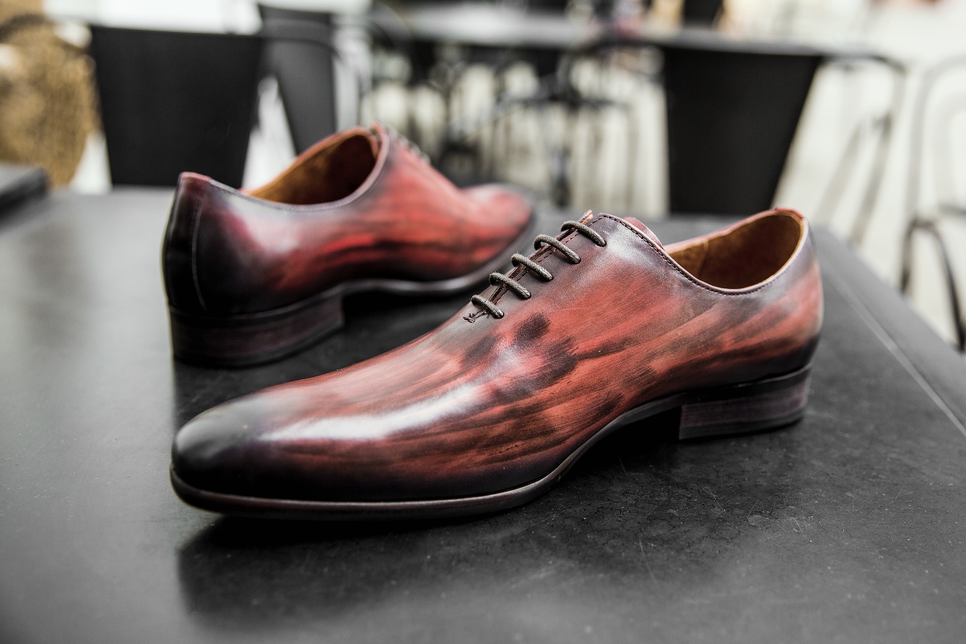 男士鞋两种颜色搭配,男鞋颜色搭配