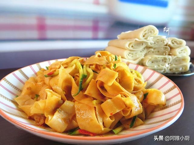 用高筋面粉做的简单小吃面食,面粉这样做比面包都好吃