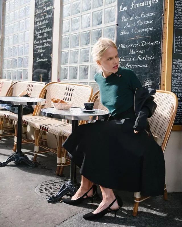 慵懒风穿搭美图来袭，收藏就按照这么穿，系列一