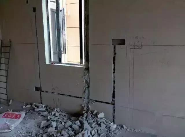 线管堵了穿不过去线怎么办,预埋线管被水泥堵了怎么疏通