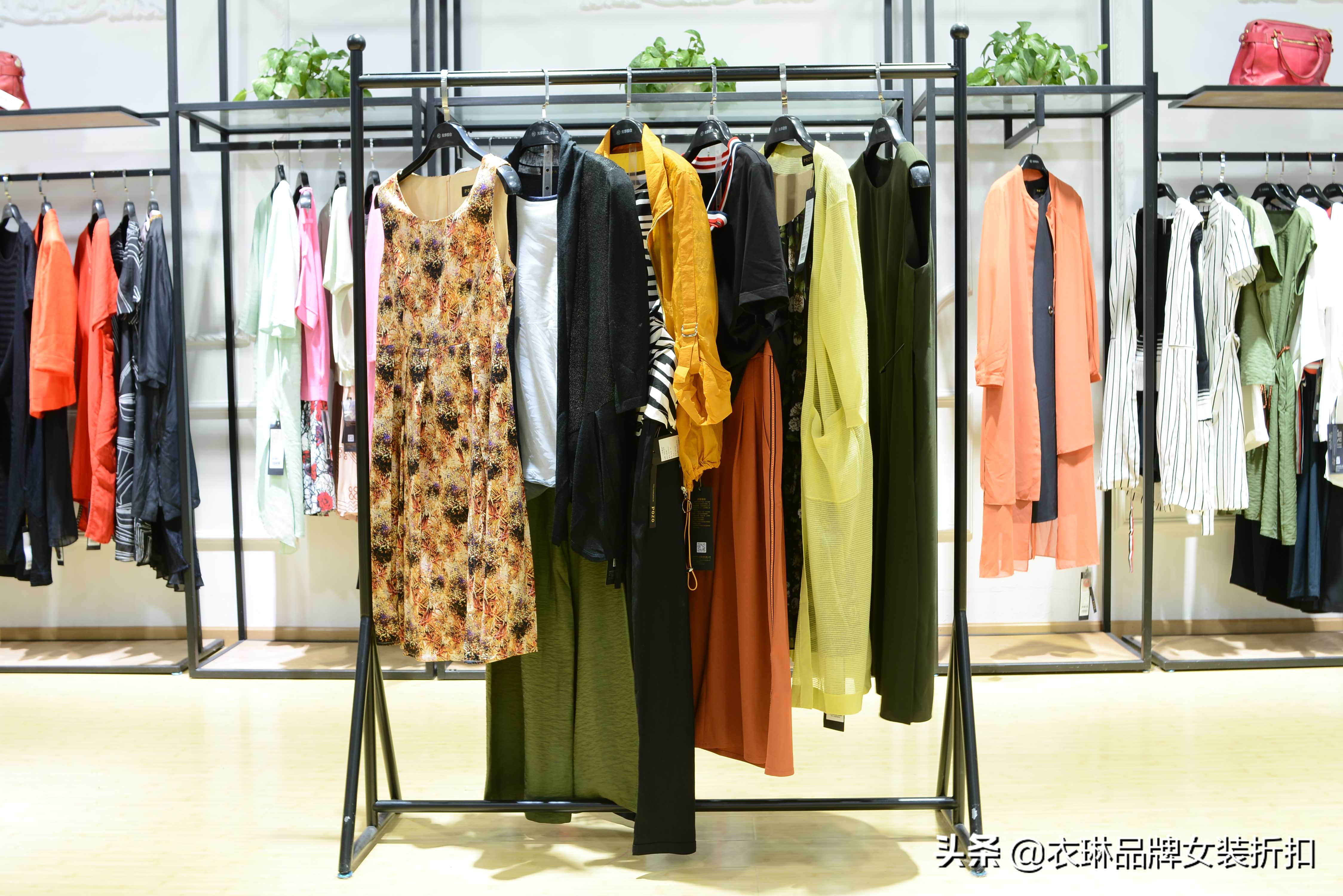 2022年开一家精品店,想开一家小众品牌女装店