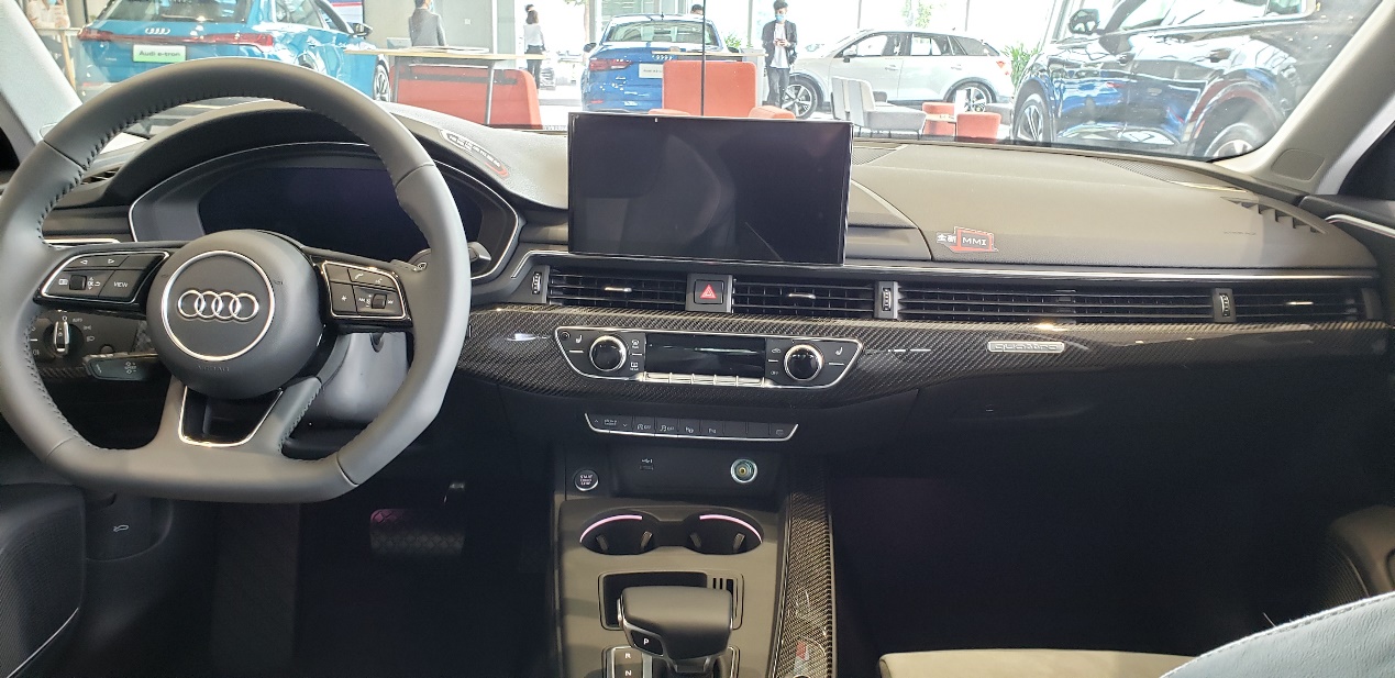 探访奥迪4s店奥迪a3多少钱,参观奥迪4s店