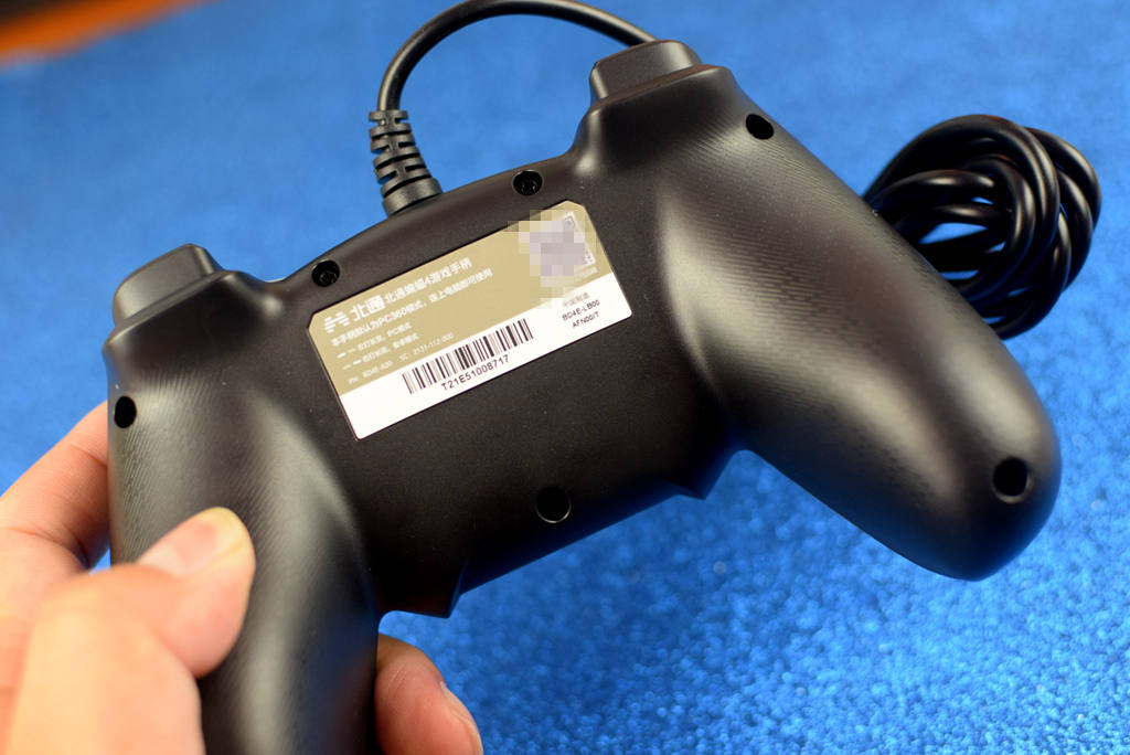 北通蝙蝠4手柄是什么手柄,北通蝙蝠4游戏手柄玩地平线