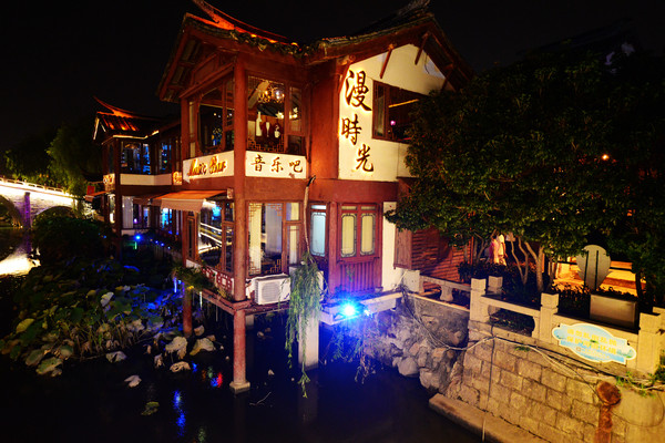 七宝老街有特色糕点吗,七宝老街是哪七样东西