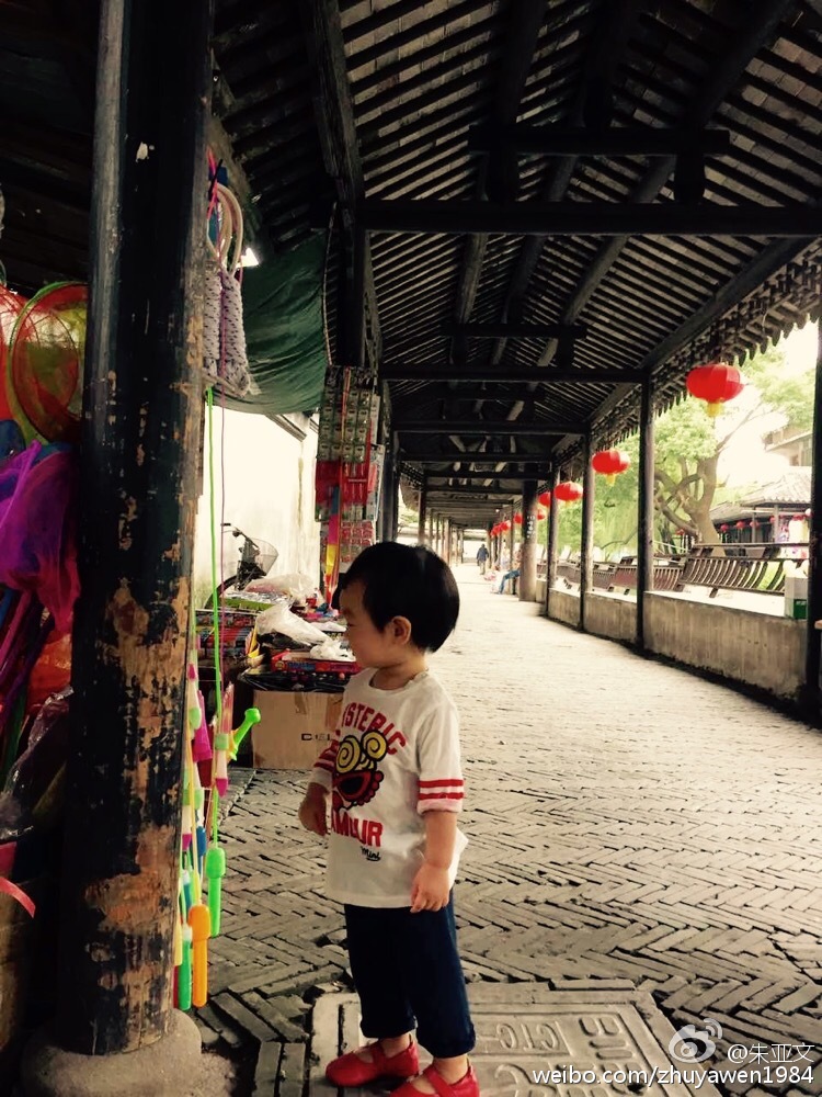 扒一扒明星穿的服装,扒一扒日本品牌