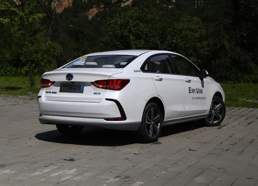 九号电动车e200p长途旅行,推荐一款跑长途的电动车锂电池