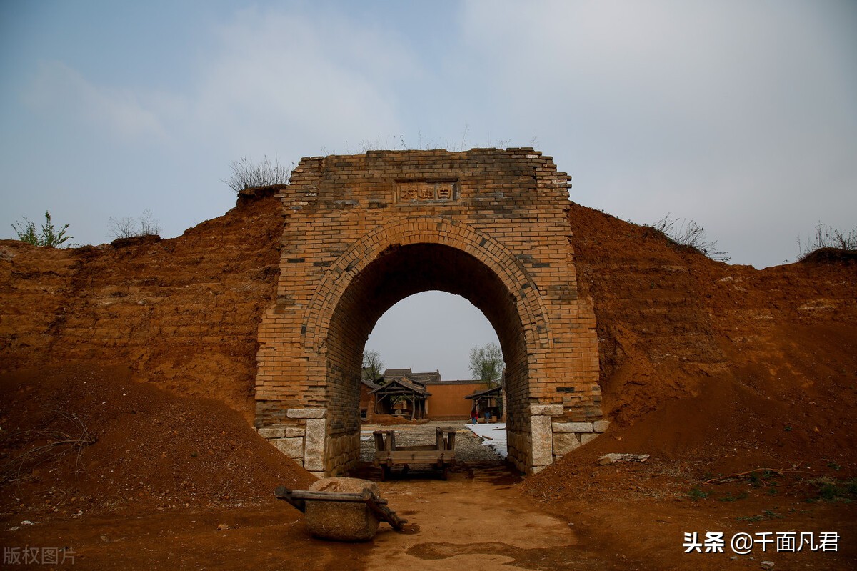 我，29岁，北漂5年，没户口买不起房，也不敢回老家，怕别人笑我