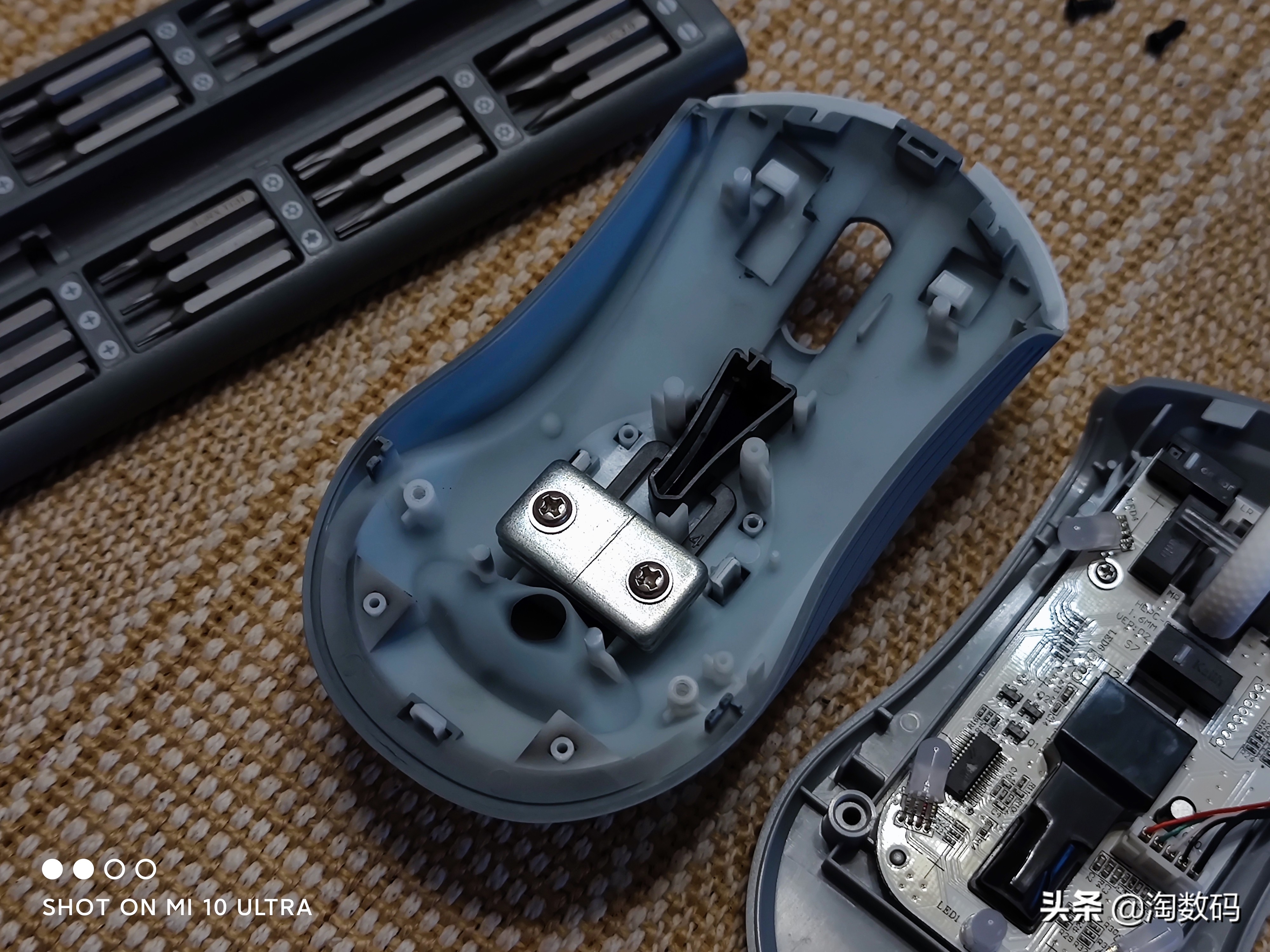 欧姆龙鼠标微动开关盖子如何拆,欧姆龙蓝点微动鼠标