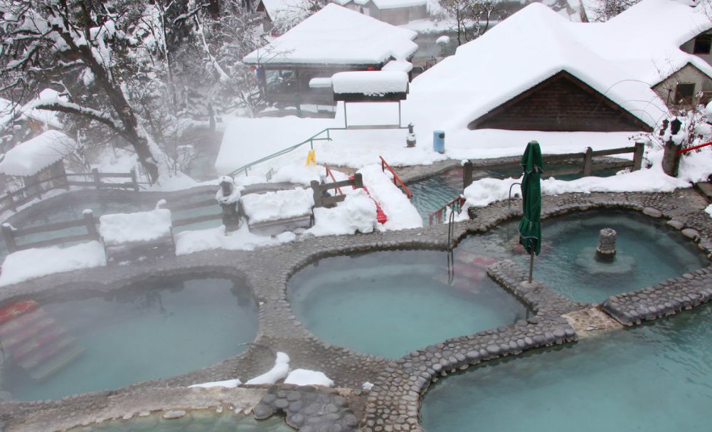 海螺沟温泉什么时候去最美,脑补一下