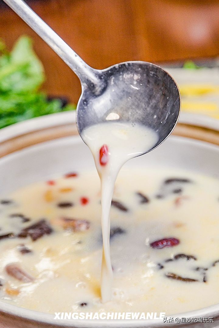 人间值得铭溪经典朗读,人间值得茗溪解读