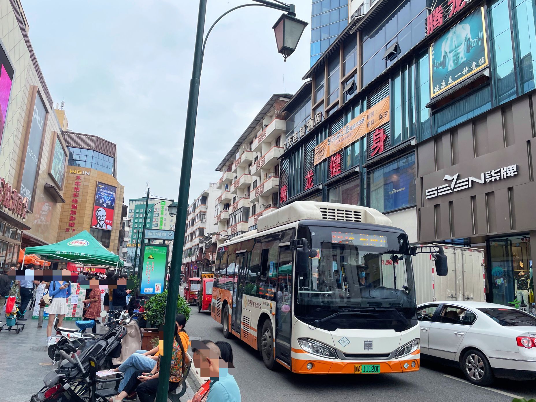 新都蓉桂公交新车,新都区购买蜀都新能源车