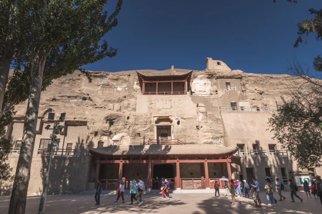 敦煌为什么会是佛教圣地,敦煌为什么能闻名世界