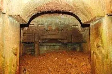 古墓都是怎么挖的,挖古墓的正确位置图